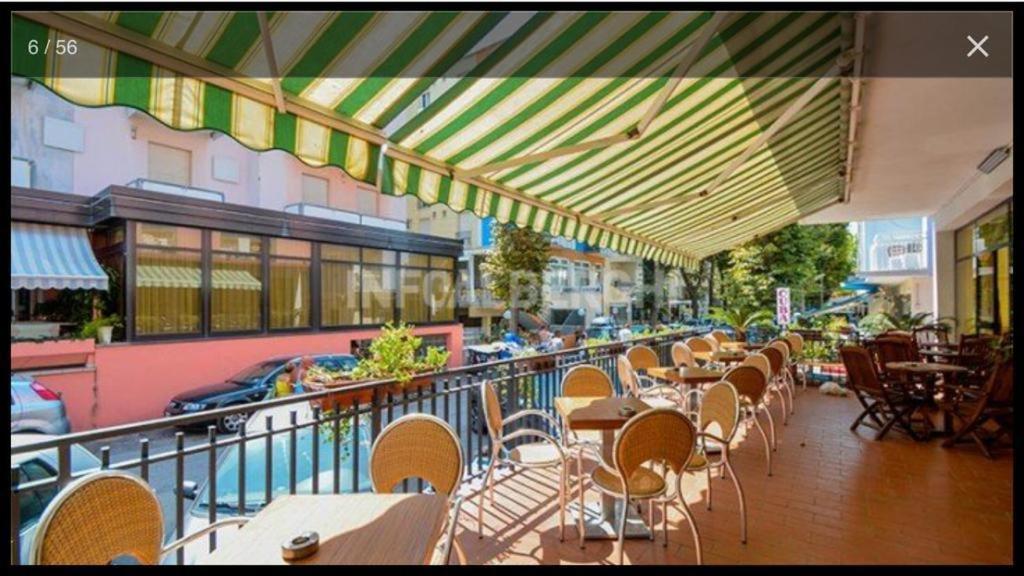 Hotel Piccari Nuova Gestione 里米尼 外观 照片