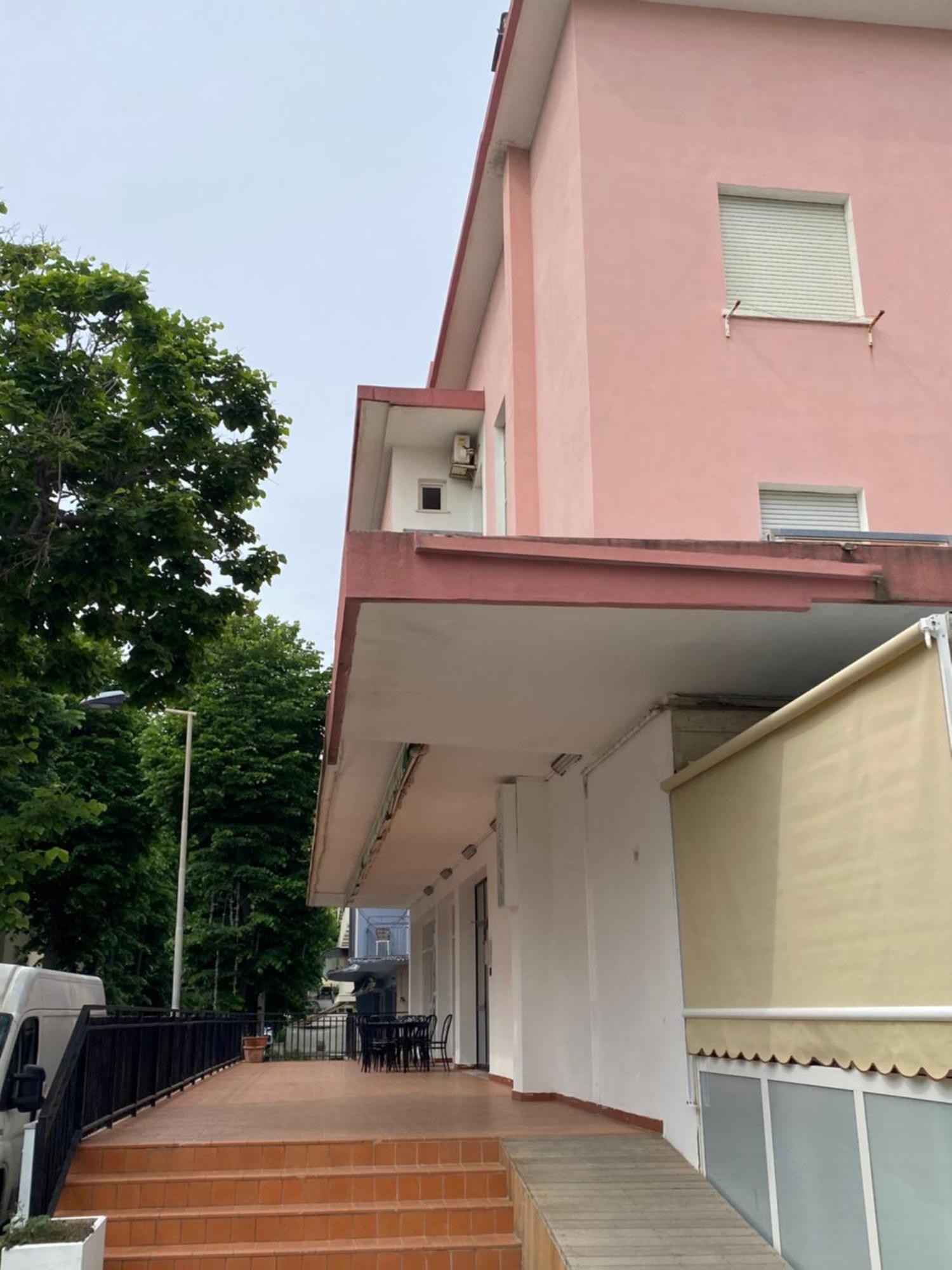 Hotel Piccari Nuova Gestione 里米尼 外观 照片